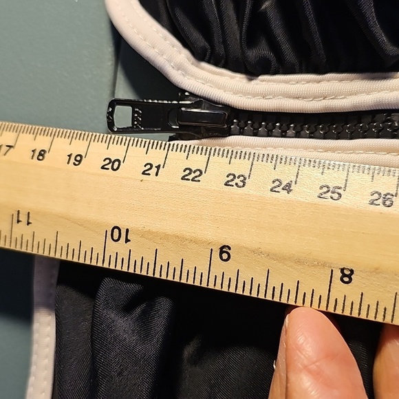 DELIMORA, Black One Piece‎ Swimsuit. size 12. Zipper Down The Front. - Picture 12 of 15